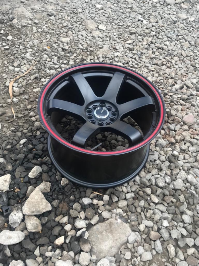 Size-18-rim-for-Harrier-Mark-X-Nissan-FugaVanguard-Kluger-etc.png